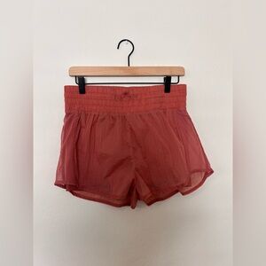 Old Navy - Women's Drawstring Mesh Shorts in Rust Red